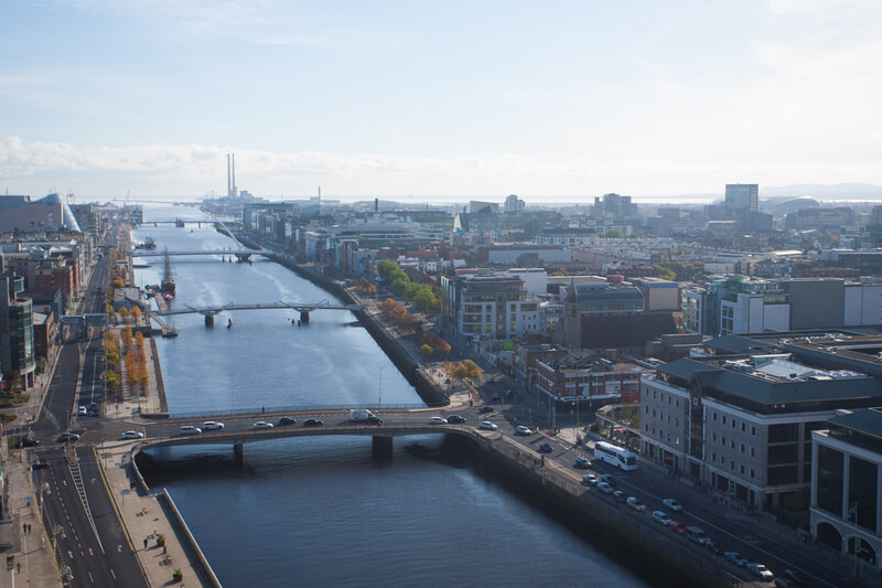 River Liffey in Dublin City-Dublin Airport Transfers